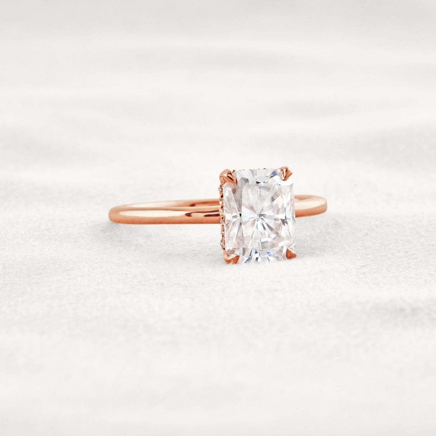 2.3 CT Radiant Cut Solitaire Moissanite Diamond Engagement Ring