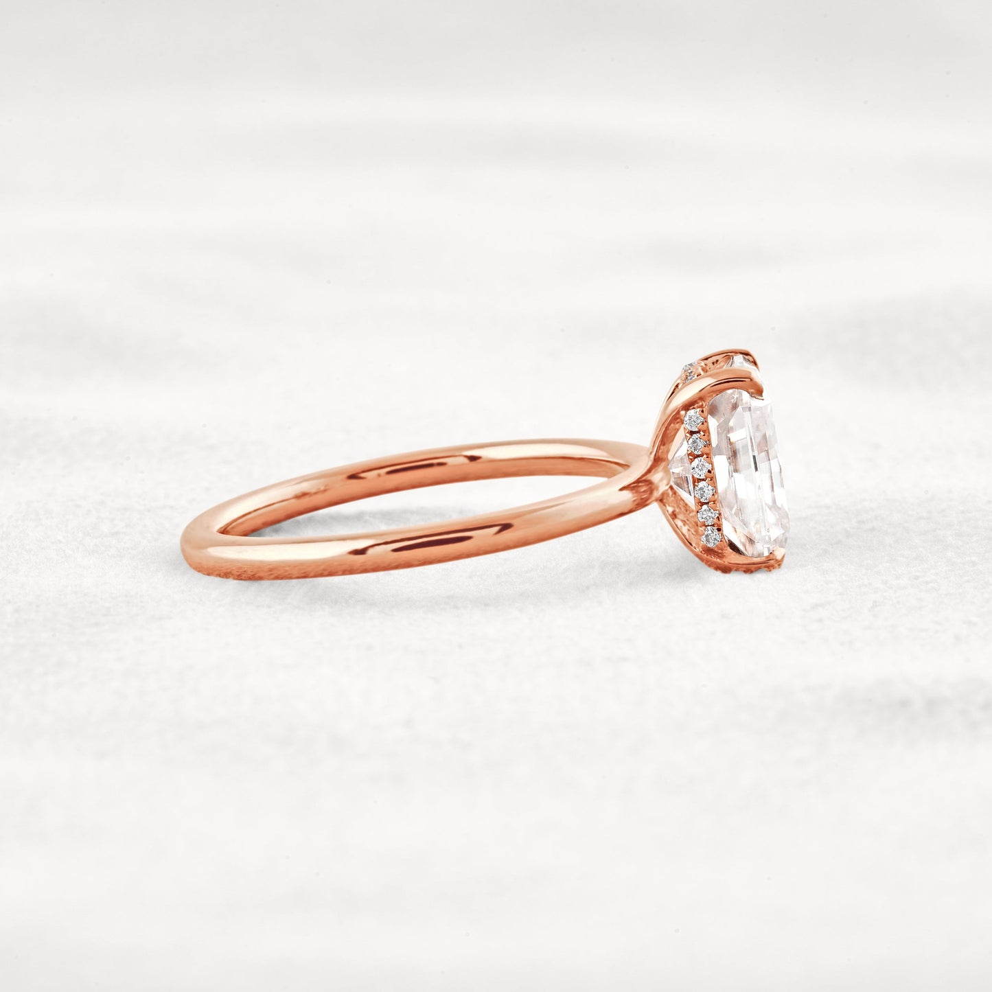 2.3 CT Radiant Cut Solitaire Moissanite Diamond Engagement Ring