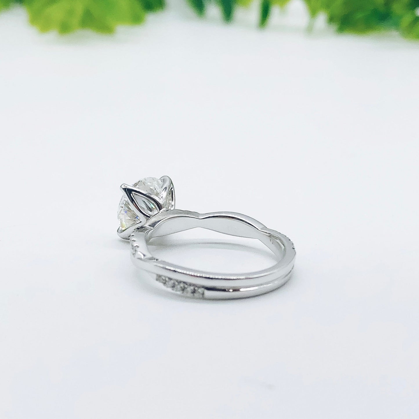 1.85 CT Round Moissanite Diamond Solitaire Engagement Ring