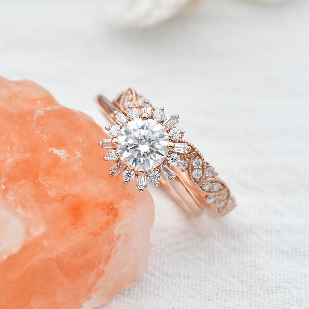 1.0 CT Round Moissanite Diamond Cluster Halo Engagement Ring