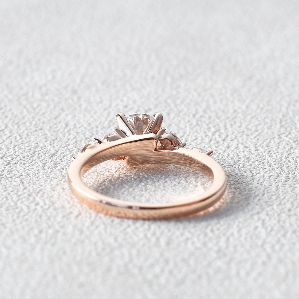 1.0 CT Round Moissanite Diamond Cluster Engagement Ring