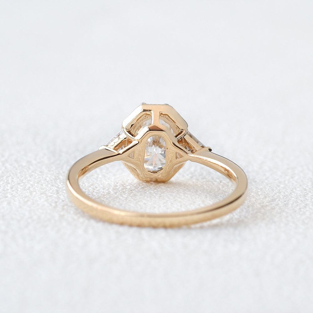 1.33 CT Oval Moissanite Diamond Three Stones Engagement Ring