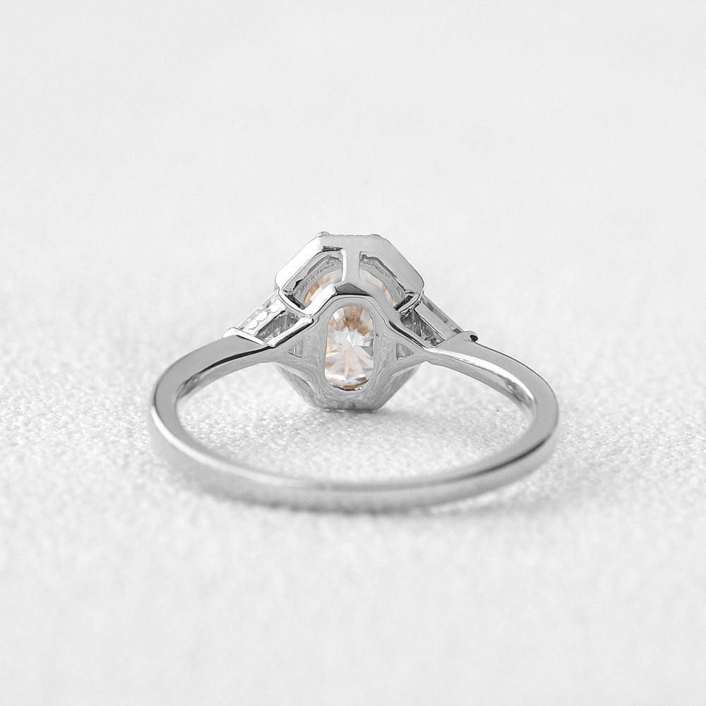 1.33 CT Oval Moissanite Diamond Three Stones Engagement Ring