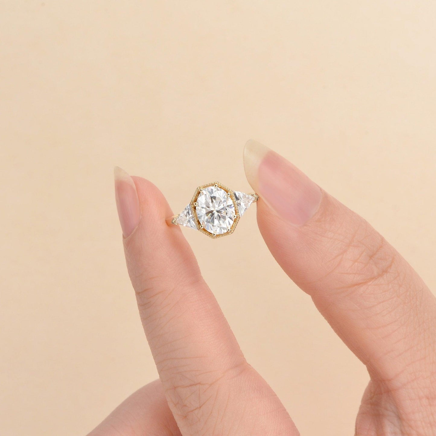 1.33 CT Oval Moissanite Diamond Three Stones Engagement Ring