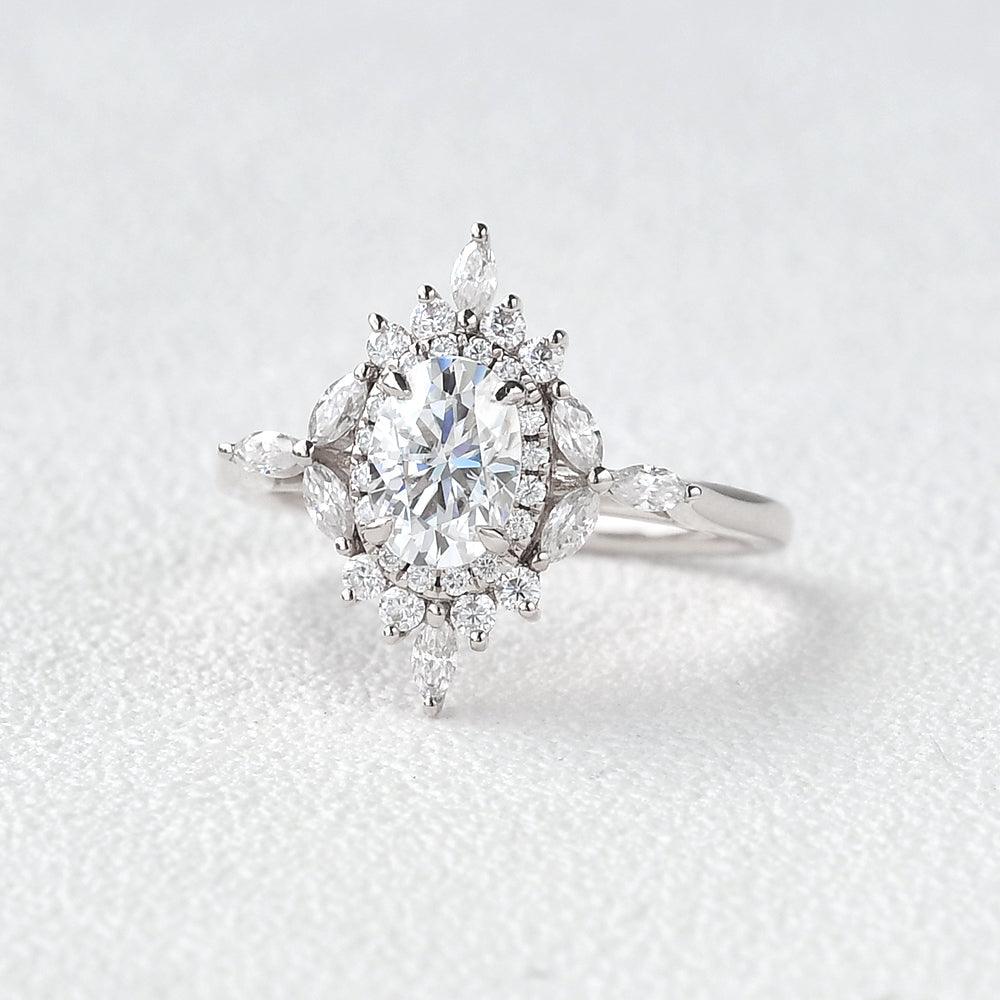 0.95 CT Oval Moissanite Diamond Cluster Engagement Ring