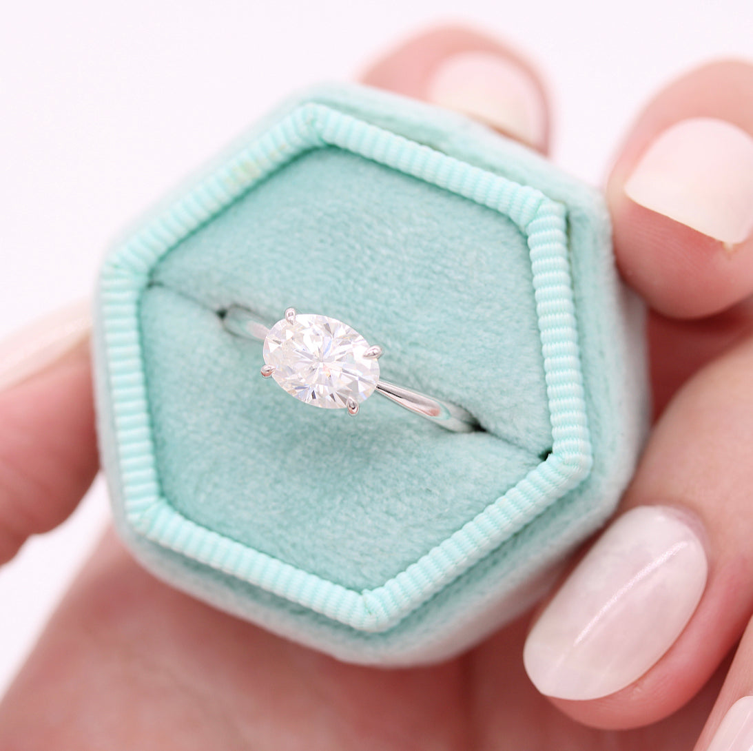 2.0 CT Oval Moissanite Diamond Solitaire Engagement Ring