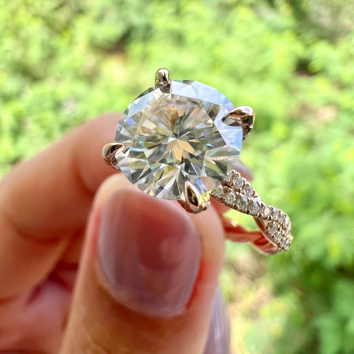 4.11 CT Round Moissanite Solitaire Engagement Ring
