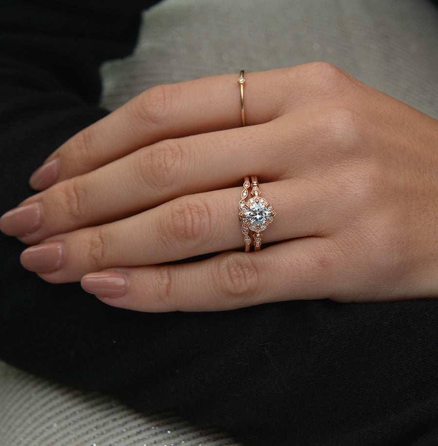 1.0 CT Round Moissanite Diamond Vintage Engagement Ring