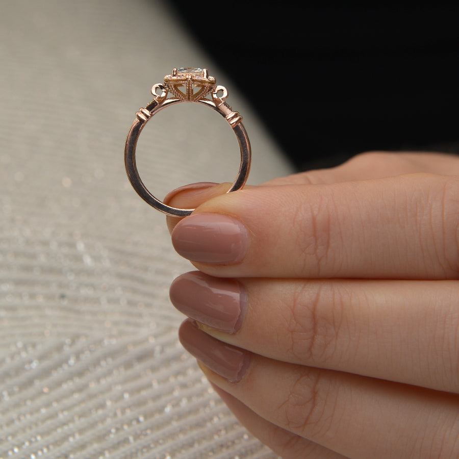 1.0 CT Round Moissanite Diamond Vintage Engagement Ring