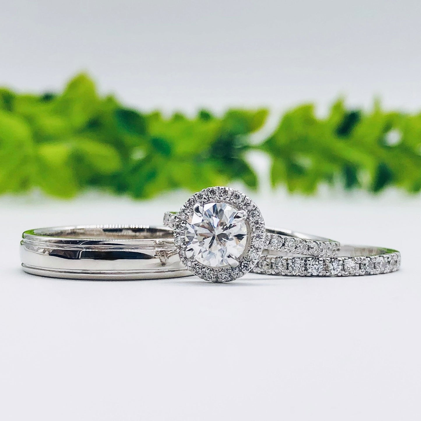 1.5 CT Round Moissanite Diamond Halo Engagement Ring