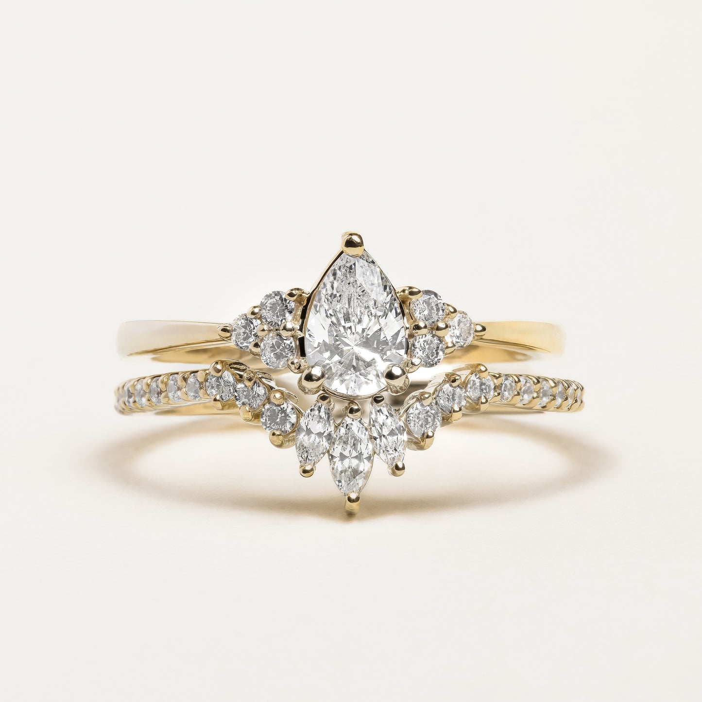 0.5 CT Pear Moissanite Cluster Bridal Ring Set