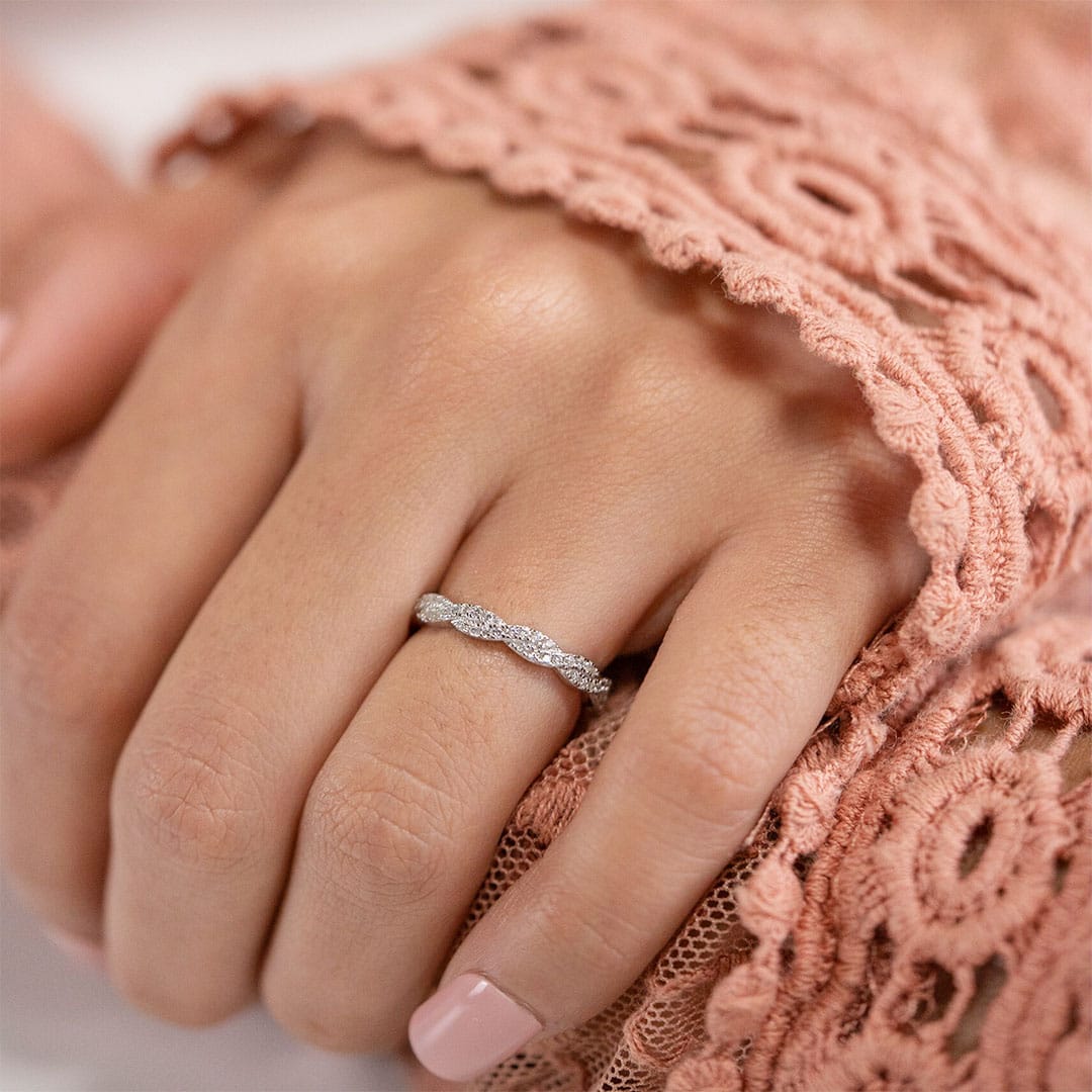 0.34 CT Round Moissanite Diamond Twisted Wedding Band