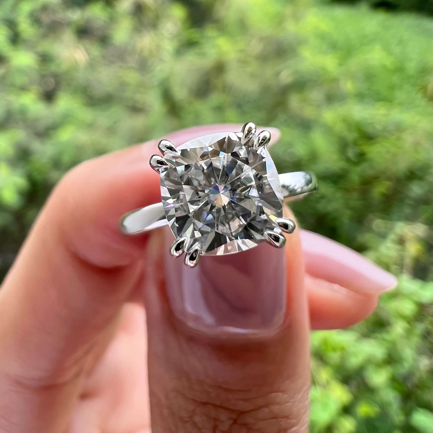 2.0 CT Cushion Moissanite Diamond Hidden Halo Engagement Ring