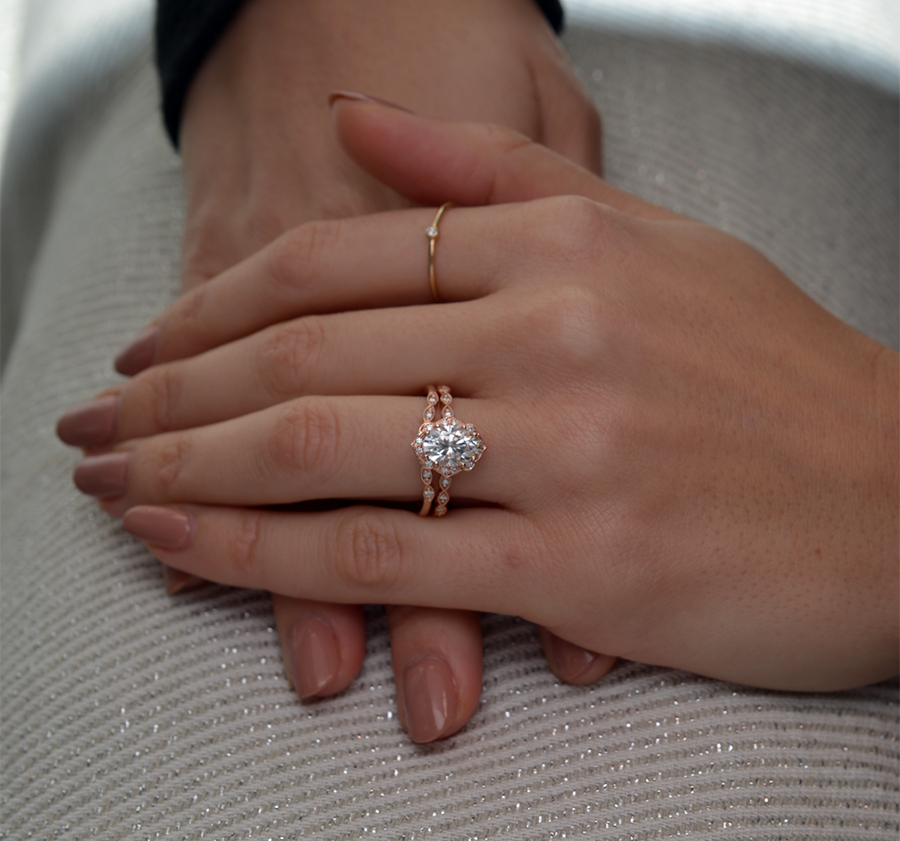 1.33 CT Oval Moissanite Diamond Vintage Engagement Ring