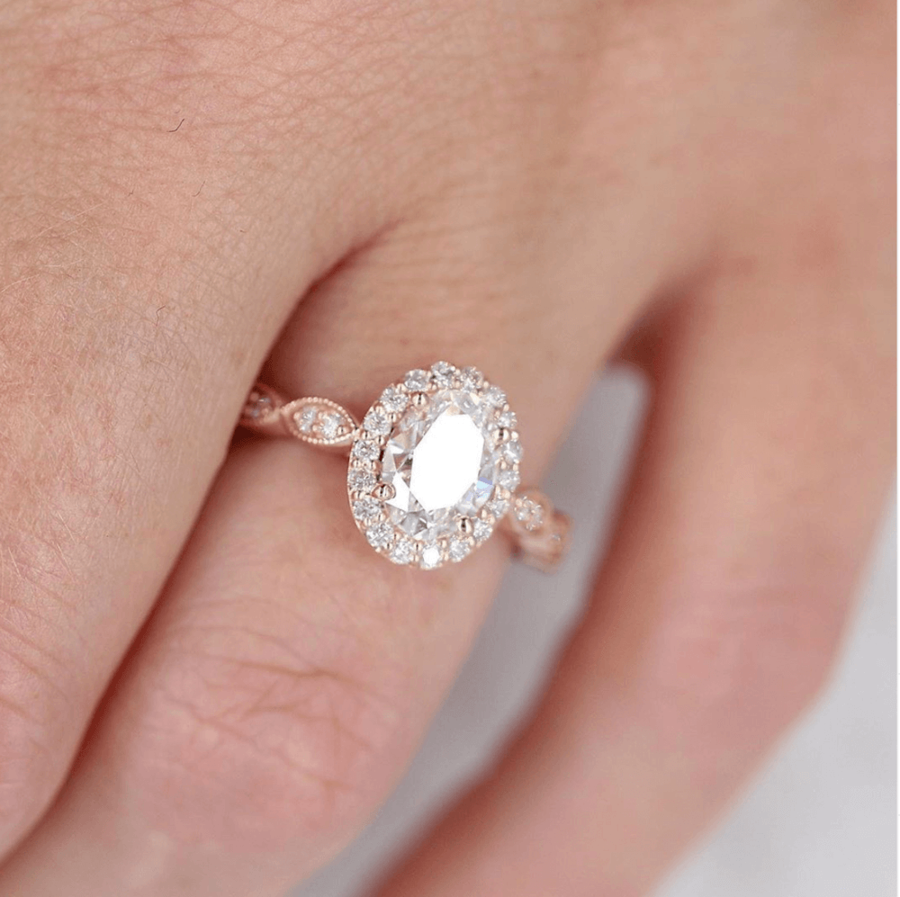 1.33 CT Oval Moissanite Diamond Halo Engagement Ring
