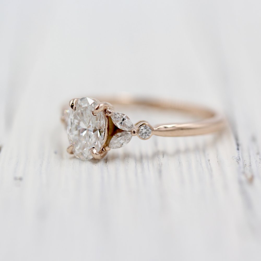 1.0 CT Oval Moissanite Diamond Cluster Engagement Ring