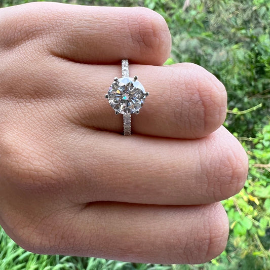 1.85 CT Round Moissanite Diamond Solitaire Engagement Ring