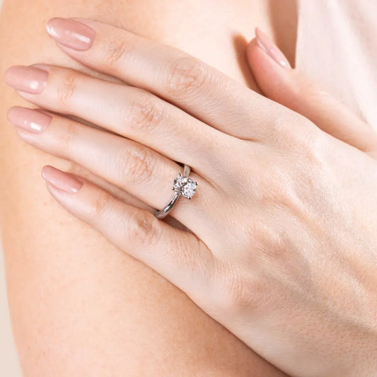 1.33 CT Oval Moissanite Diamond Solitaire Engagement Ring