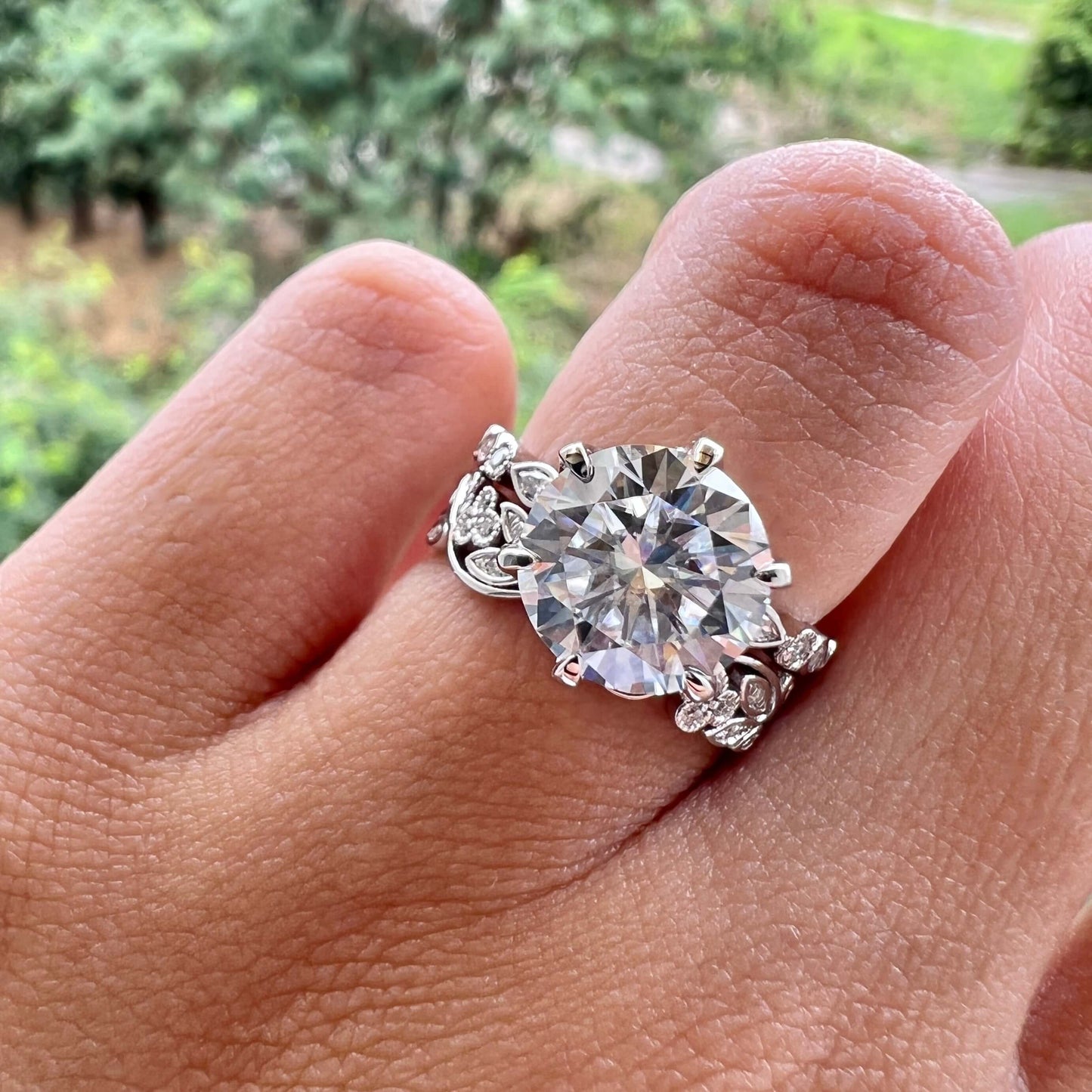 4.11 CT Round Moissanite Diamond Solitaire Engagement Ring
