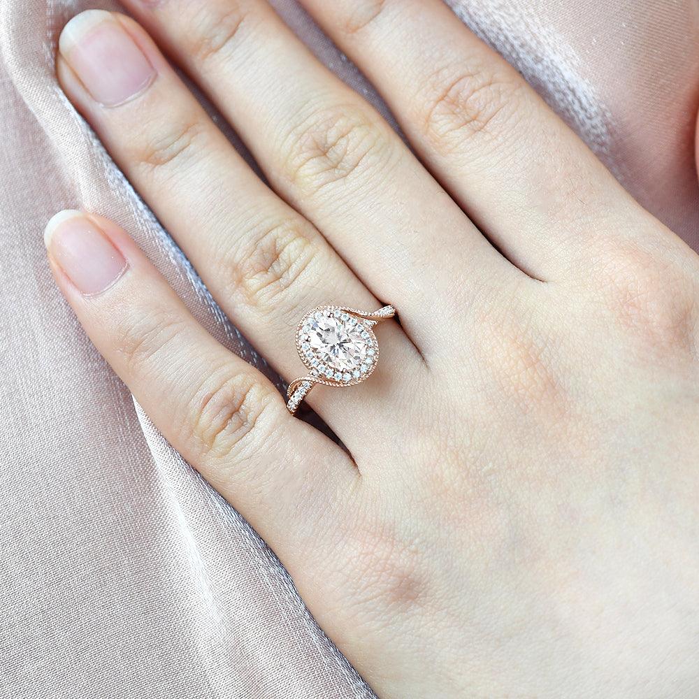 1.33 CT Oval Moissanite Diamond Halo Engagement Ring