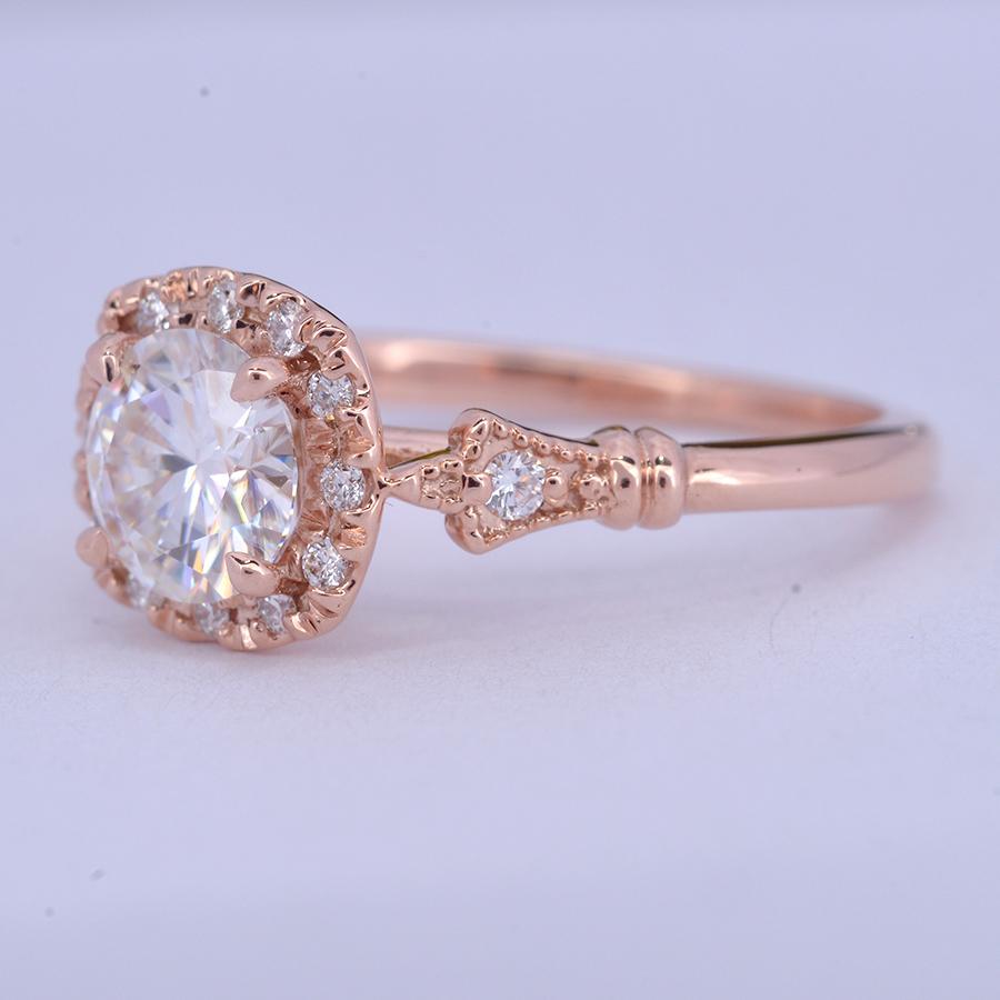 1.1 CT Round Moissanite Diamond Vintage Halo Engagement Ring