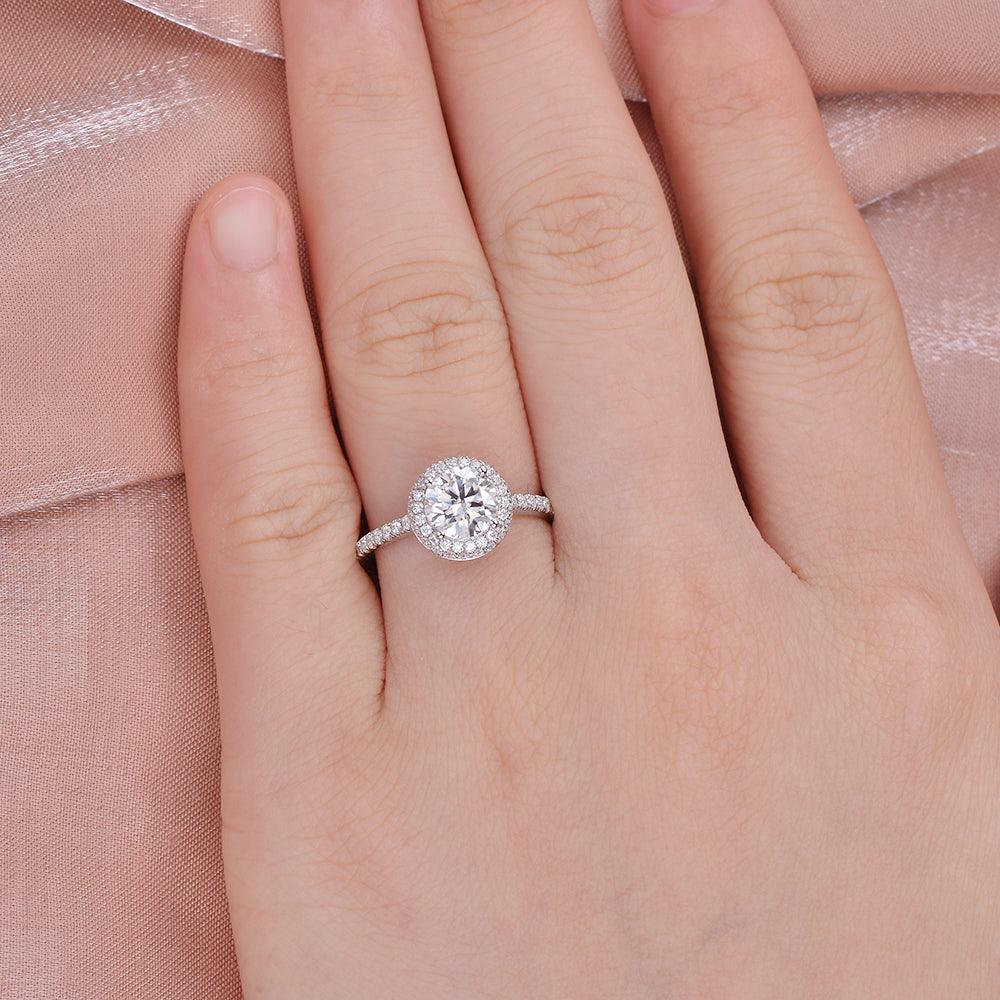 1.0 CT Round Moissanite Diamond Halo Engagement Ring