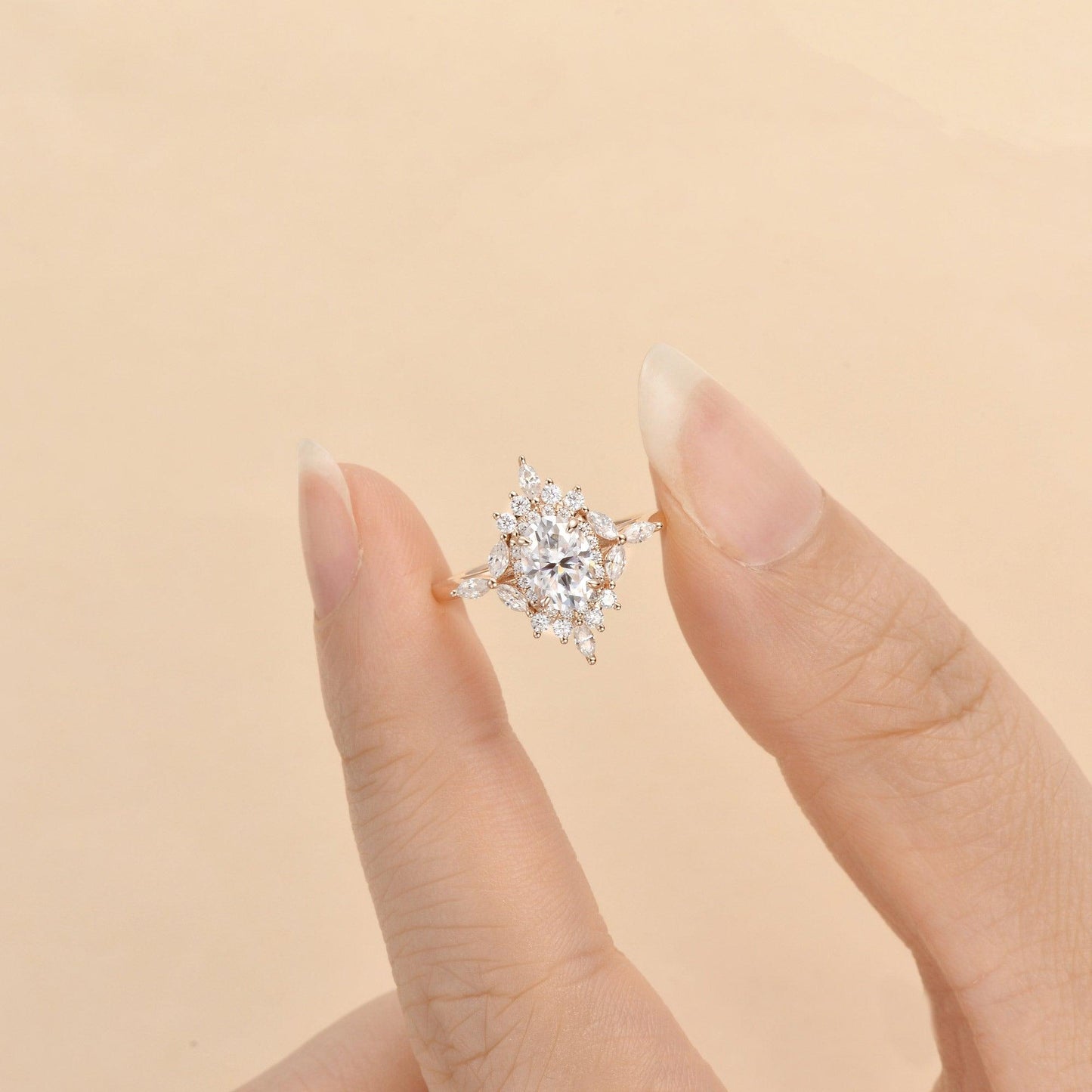 0.95 CT Oval Moissanite Diamond Cluster Engagement Ring