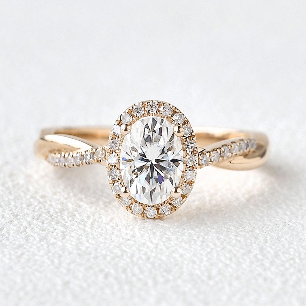 1.33 CT Oval Moissanite Diamond Halo Engagement Ring