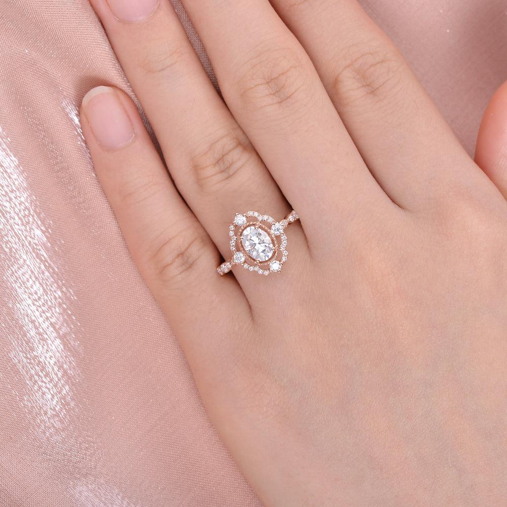 1.33 CT Oval Moissanite Diamond Cluster Engagement Ring