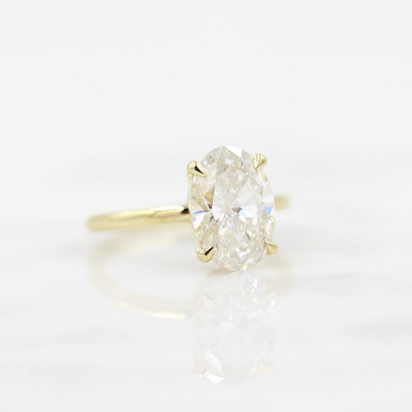 2.40 CT Oval Moissanite Diamond Solitaire Engagement Ring