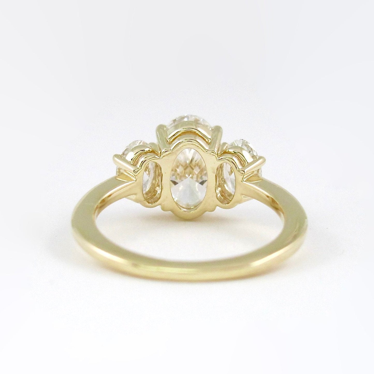 4.0 CT Oval Moissanite Diamond Three Stones Engagement Ring