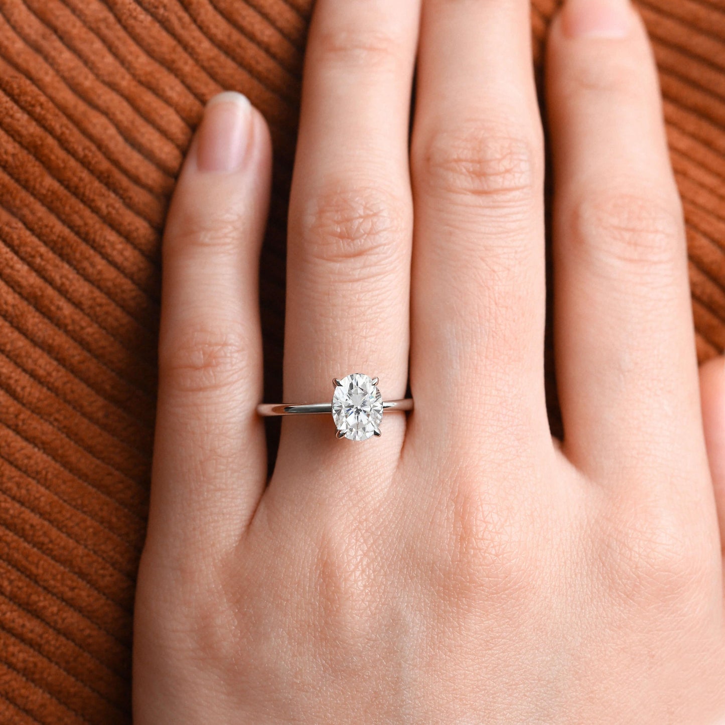 1.33 CT Oval Moissanite Diamond Solitaire Engagement Ring