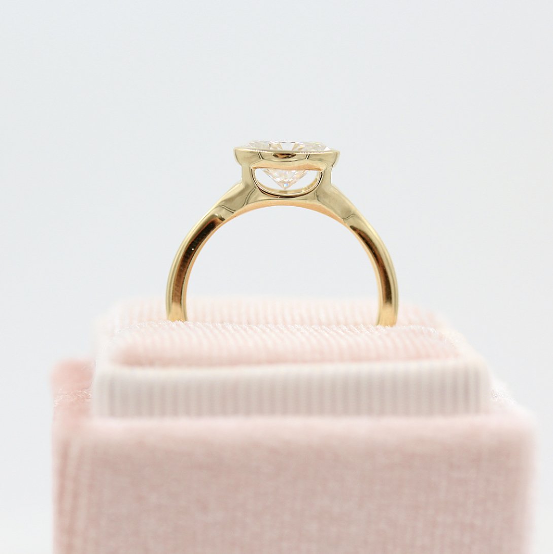 1.0 CT Oval Moissanite Diamond Bezel Solitaire Engagement Ring