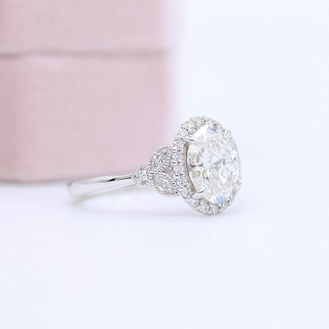 1.33 CT Oval Moissanite Diamond Halo Engagement Ring