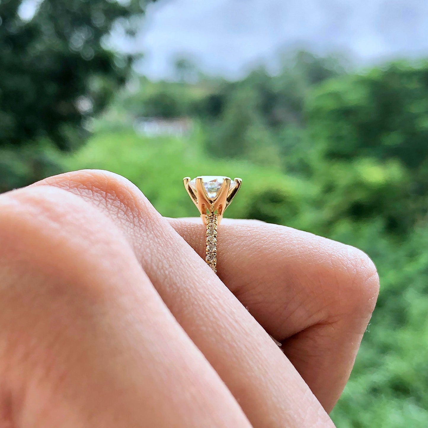 1.85 CT Round Moissanite Diamond Solitaire Engagement Ring