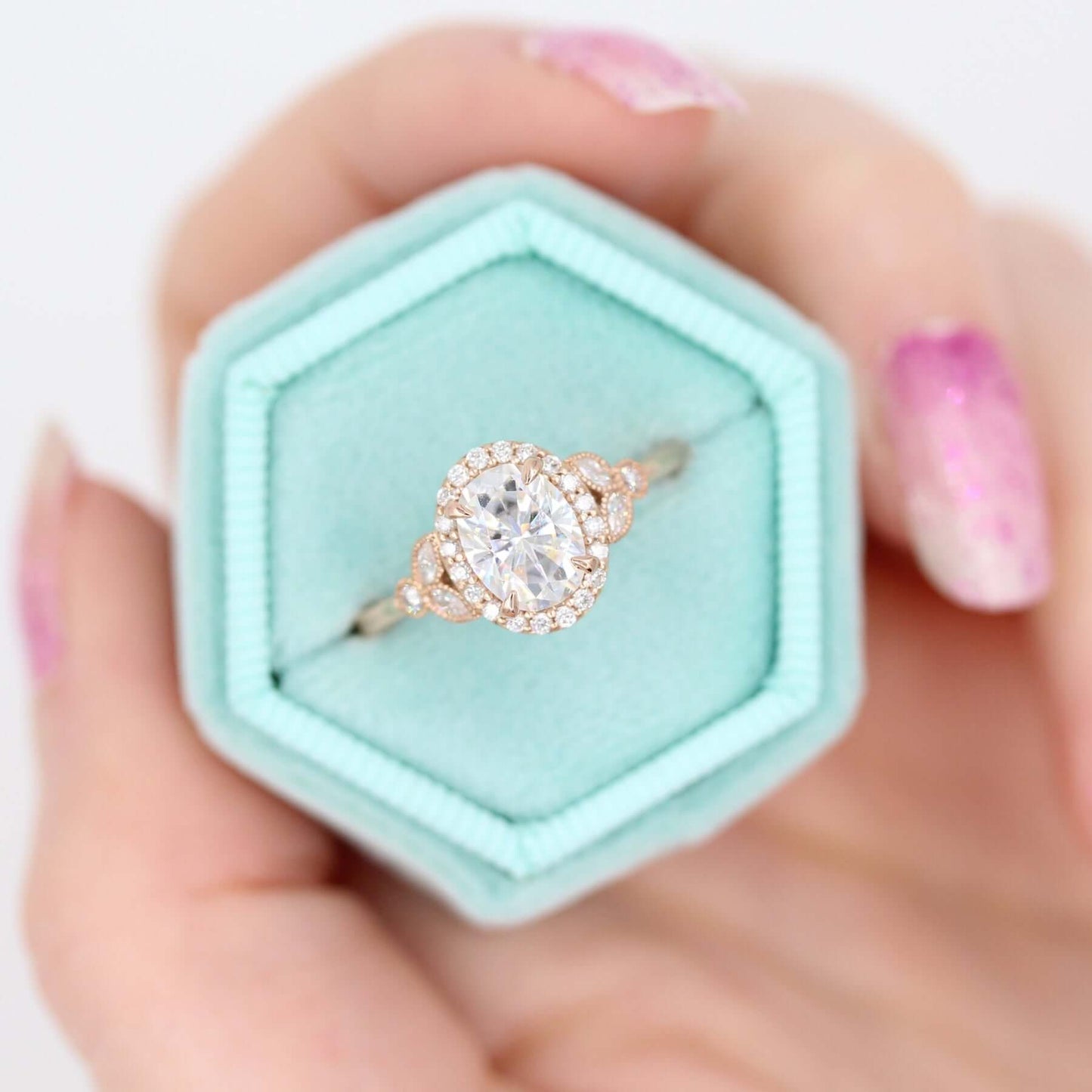 1.33 CT Oval Moissanite Diamond Halo Engagement Ring