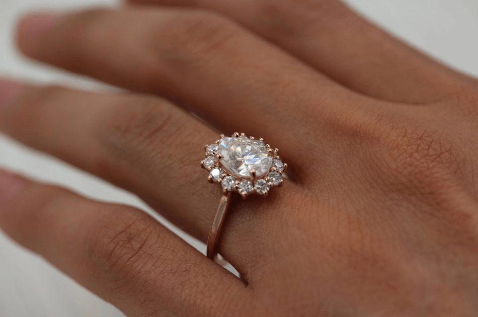 1.91 CT Oval Moissanite Diamond Halo Engagement Ring