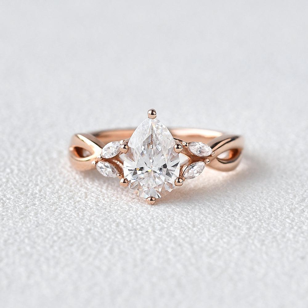 1.52 CT Pear Moissanite Diamond Cluster Engagement Ring