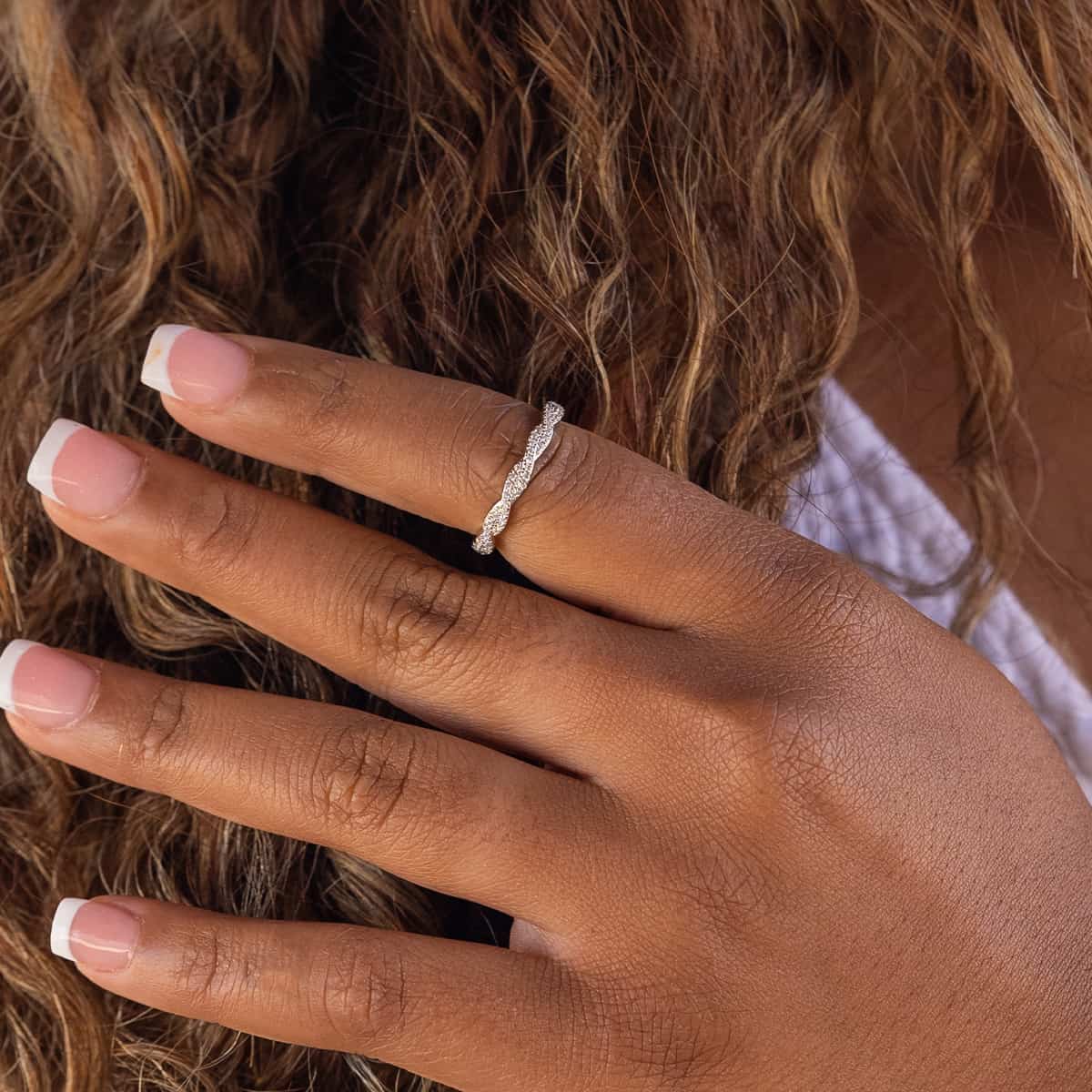 0.34 CT Round Moissanite Diamond Twisted Wedding Band